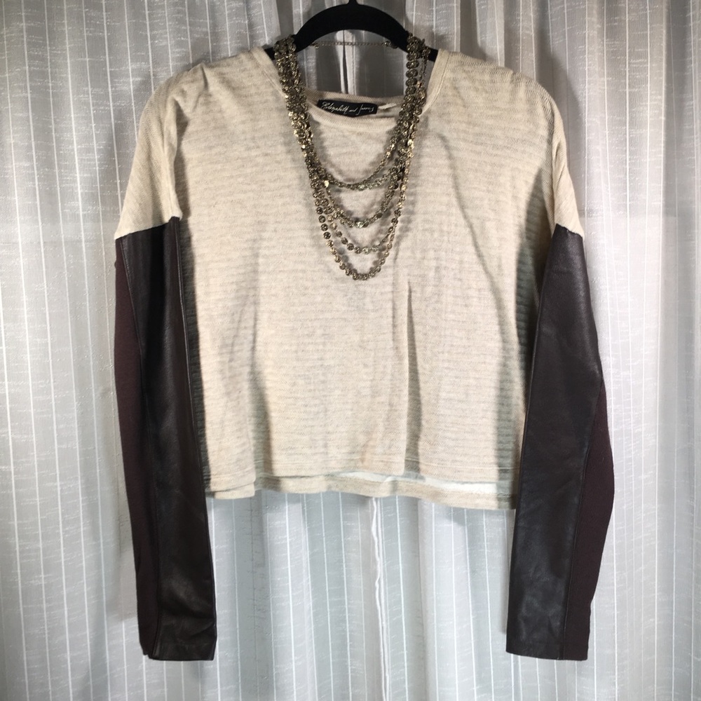 ❄️SALE❄️ ELIZABETH &JAMES New with tags sweater